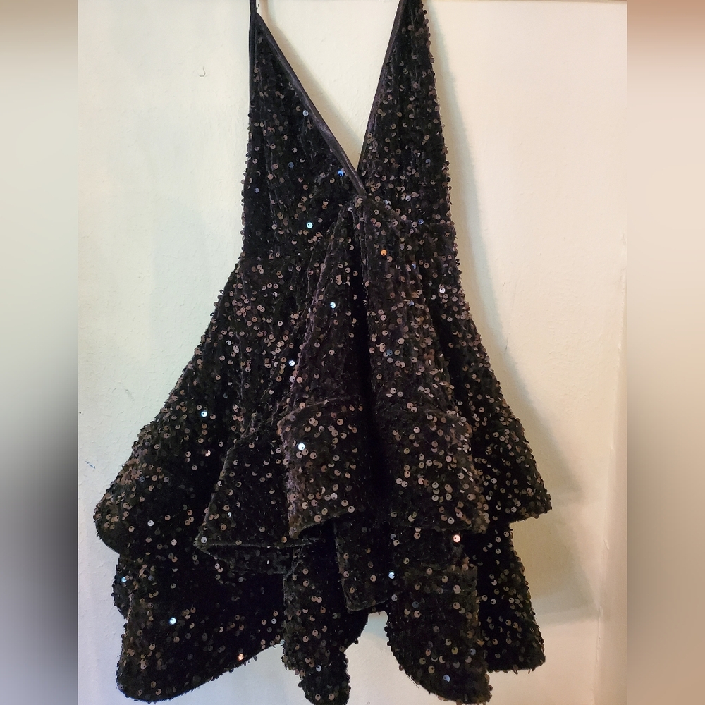 Elegant Black Sequin Mini Dress